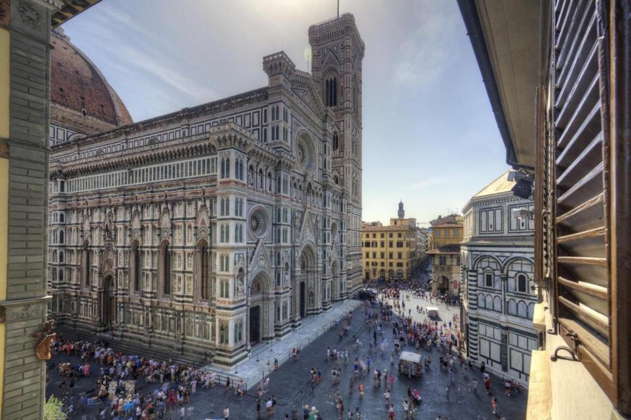 Apartamento Romantico Attichino Con Terrazzo Vista Duomo !! *